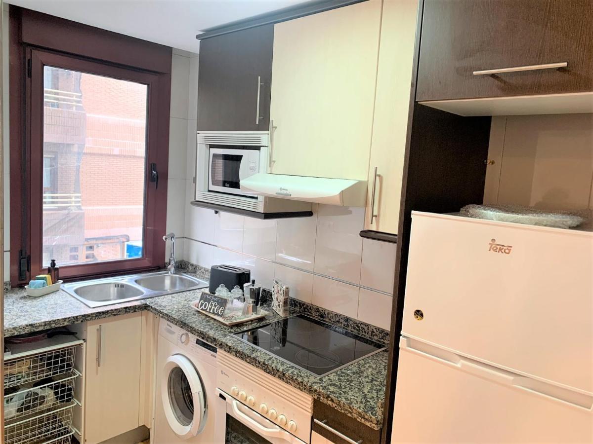 Appartamento Apartamento La Losa Oviedo Esterno foto