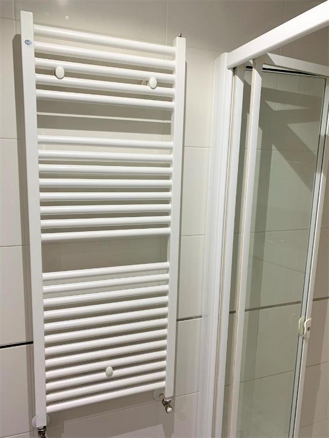 Appartamento Apartamento La Losa Oviedo Esterno foto