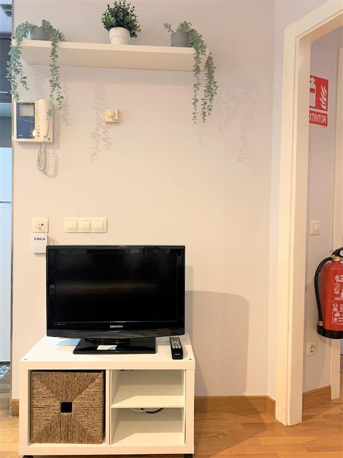 Appartamento Apartamento La Losa Oviedo Esterno foto